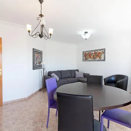 Apartment Global Properties, Frente A La Nau En *