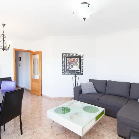 Global Properties, Frente A La Nau En Apartment Puerto de Sagunto