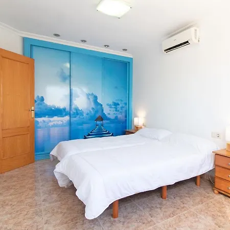 Global Properties, Frente A La Nau En Apartment